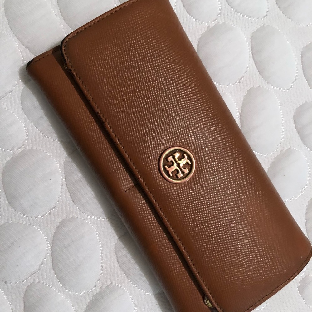 Tory Burch wallet